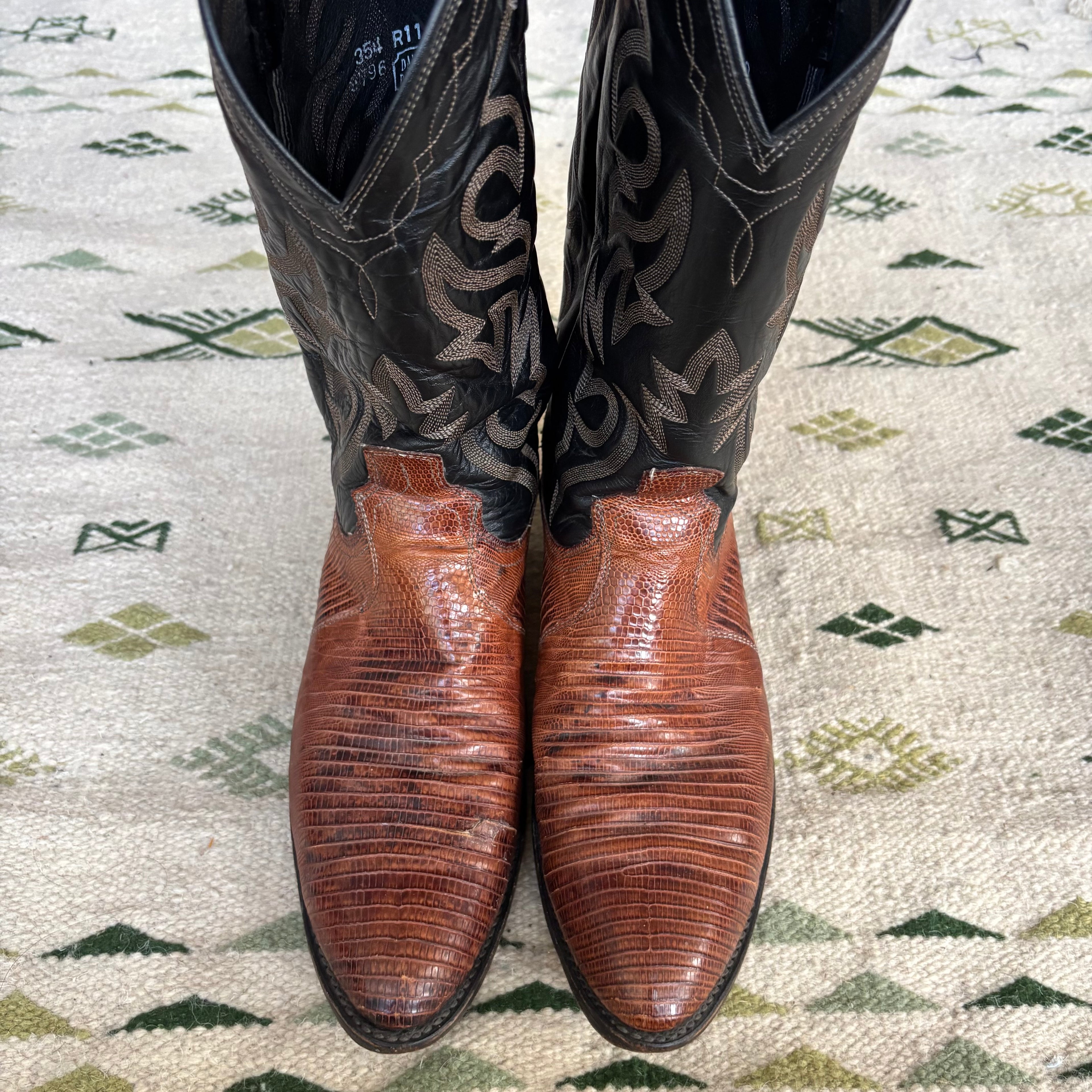 “Secret Garden” Vintage Lizardskin Cowboy Boots 11