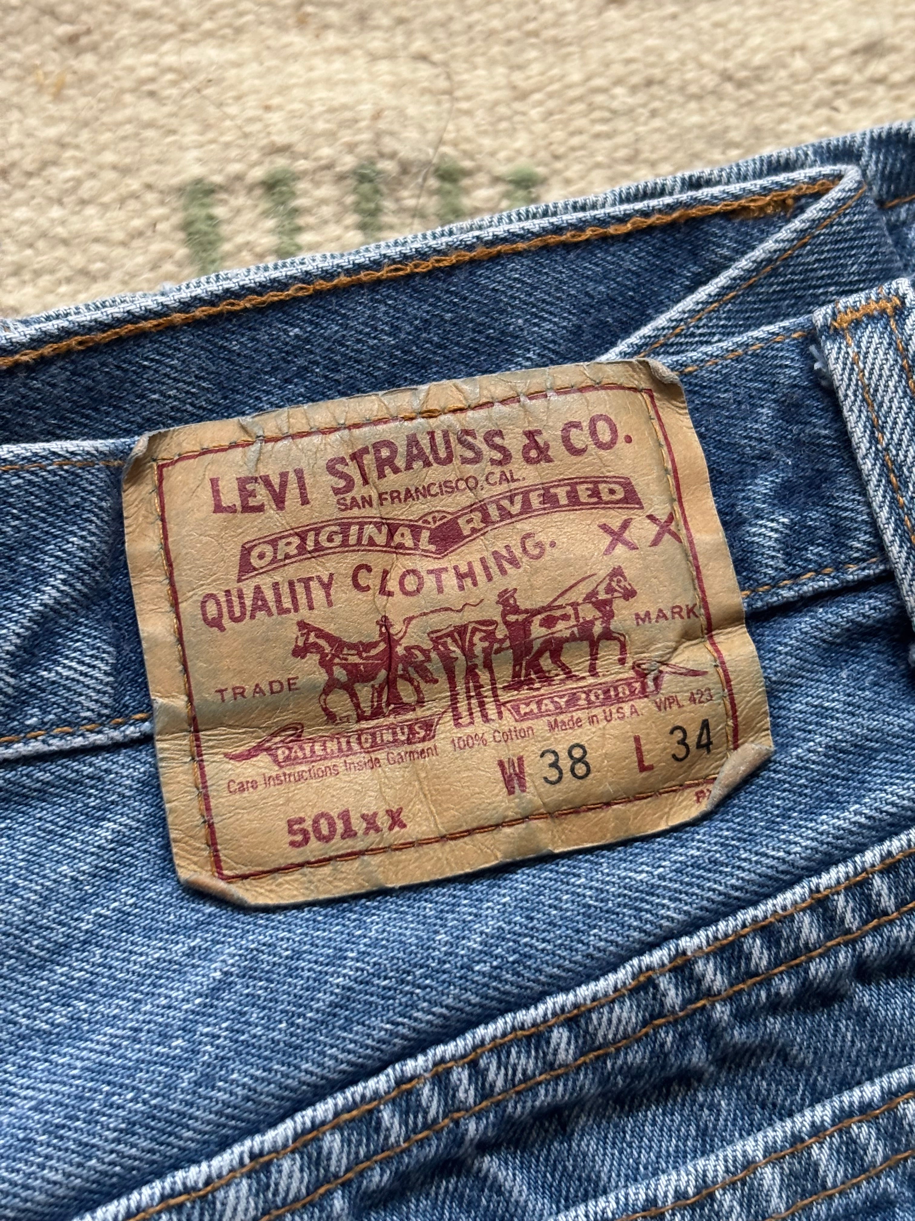 “Born In The USA” Vintage Levi’s 501 34x30